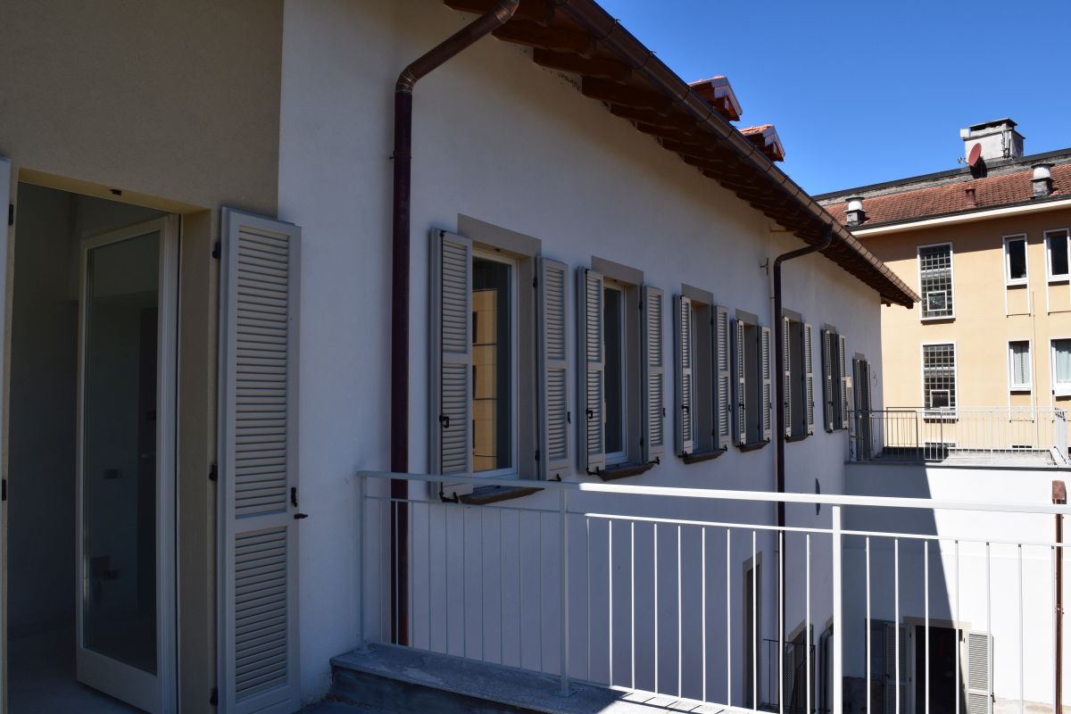 Appartamenti in ristrutturazione dei presdtigio a Porto Valtravaglia Appartamenti in ristrutturazione di prestigio a Porto Valtravaglia 1