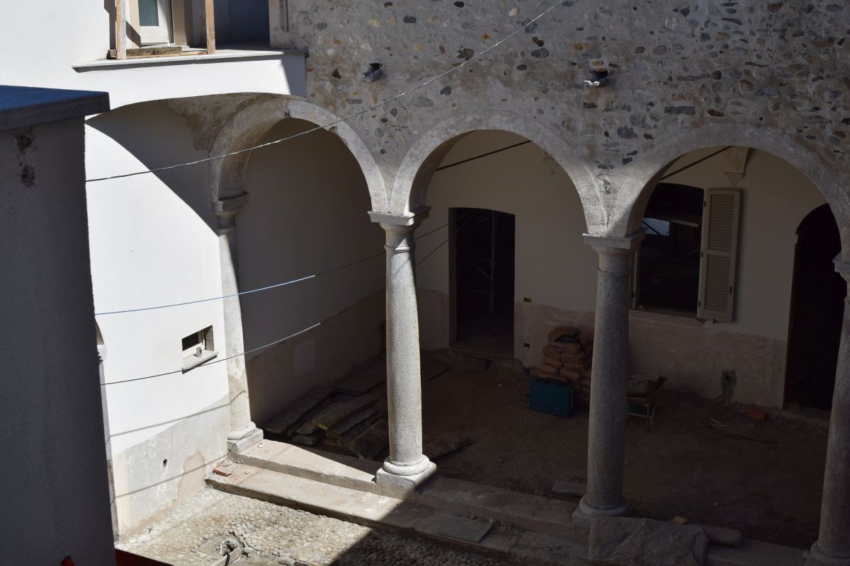 Appartamenti in ristrutturazione dei presdtigio a Porto Valtravaglia Appartamenti in ristrutturazione di prestigio a Porto Valtravaglia 14