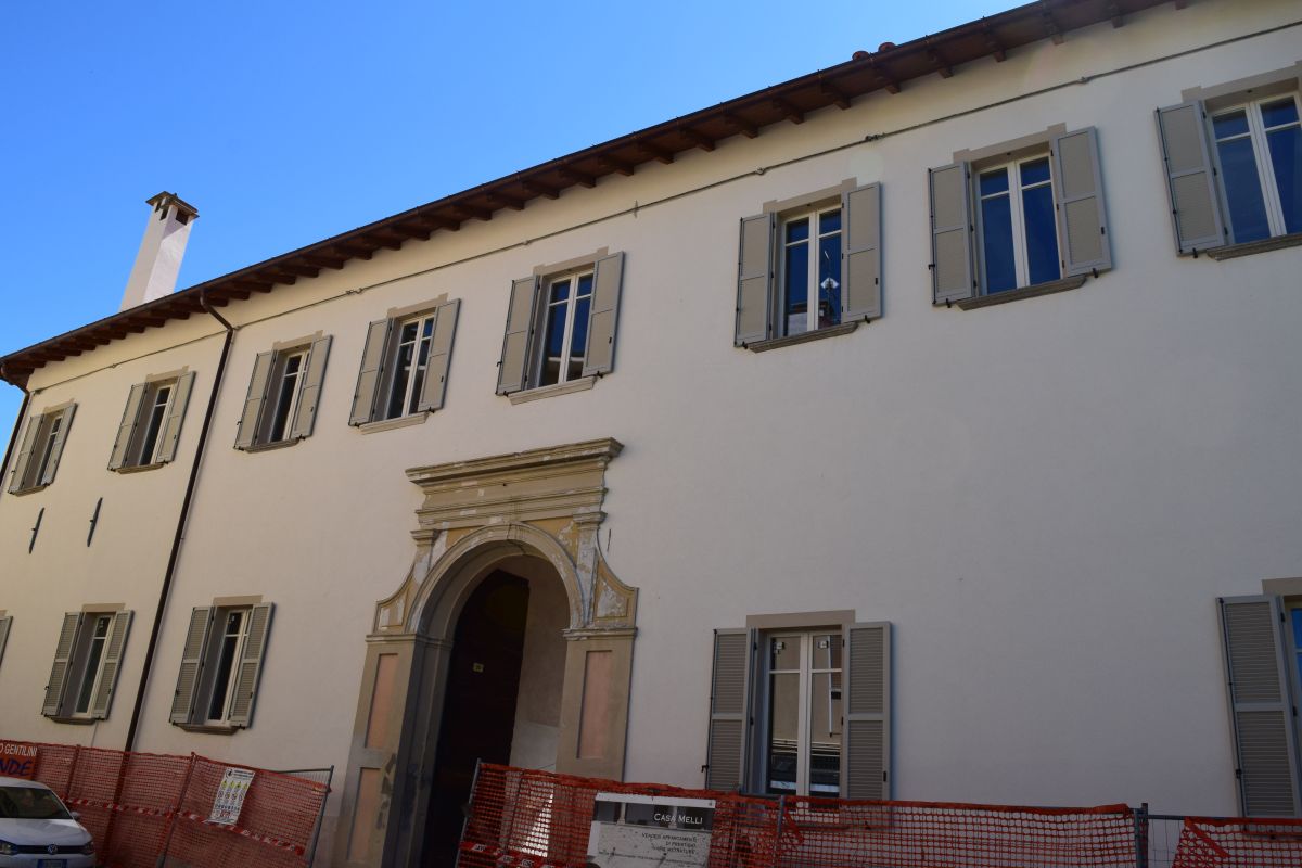 Appartamenti in ristrutturazione dei presdtigio a Porto Valtravaglia Appartamenti in ristrutturazione di prestigio a Porto Valtravaglia 28