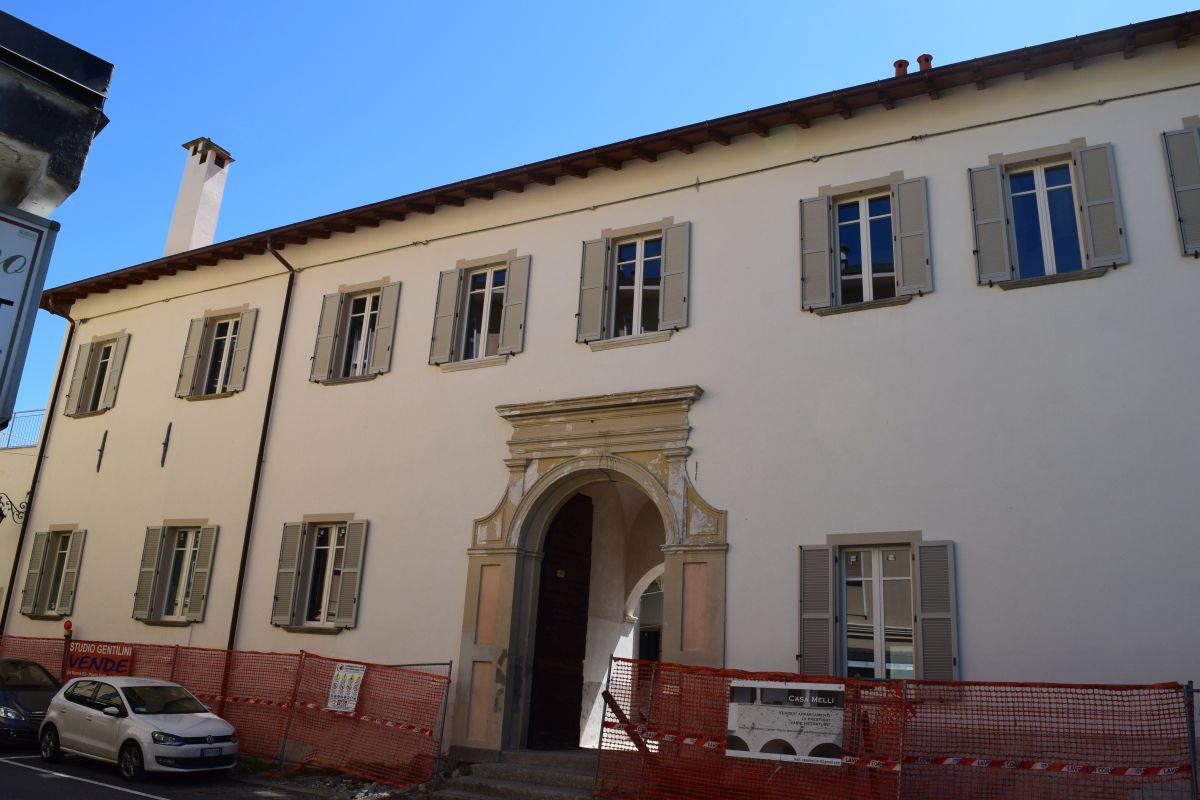 Appartamenti in ristrutturazione dei presdtigio a Porto Valtravaglia Appartamenti in ristrutturazione di prestigio a Porto Valtravaglia 30