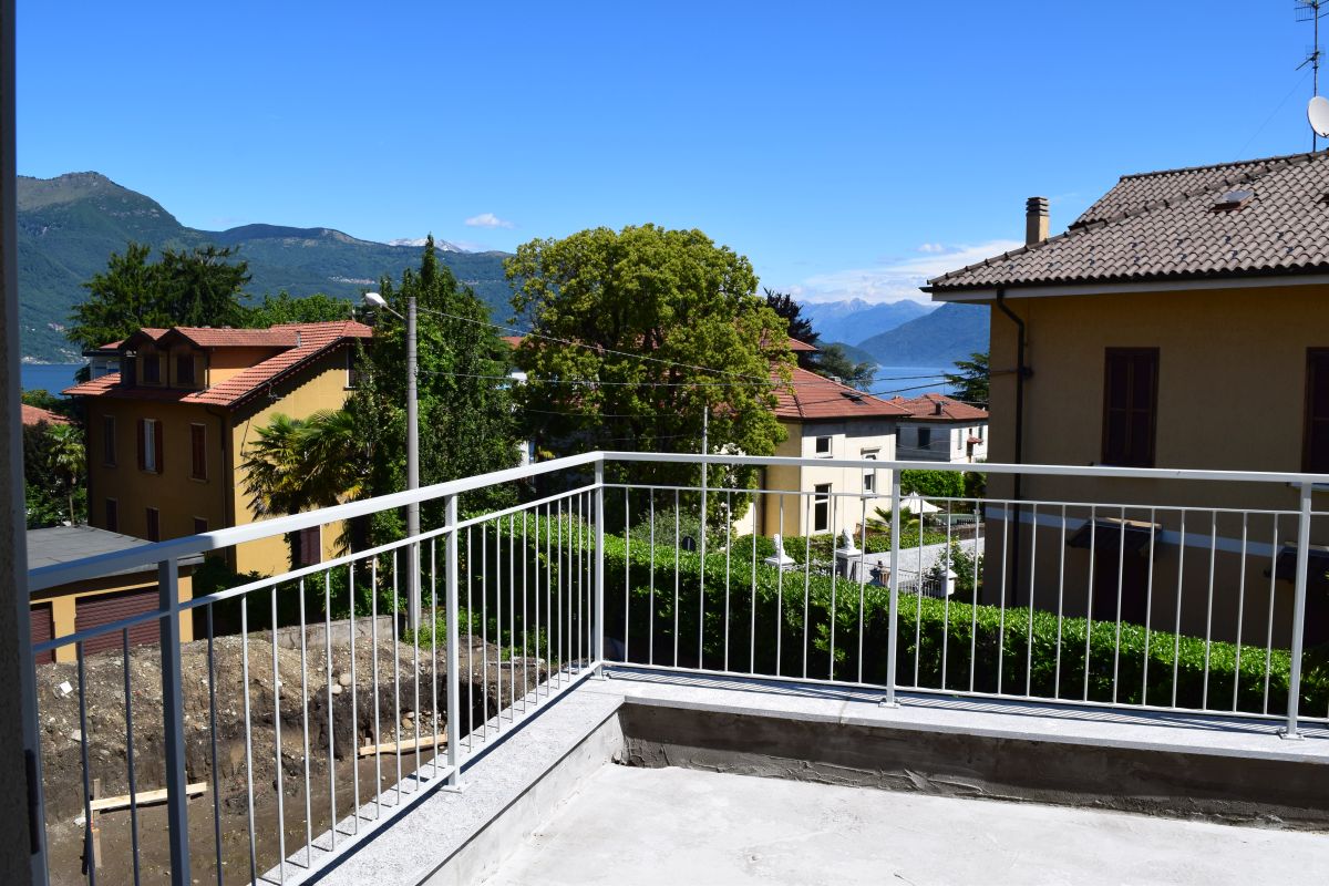 Appartamenti in ristrutturazione dei presdtigio a Porto Valtravaglia Appartamenti in ristrutturazione di prestigio a Porto Valtravaglia 5