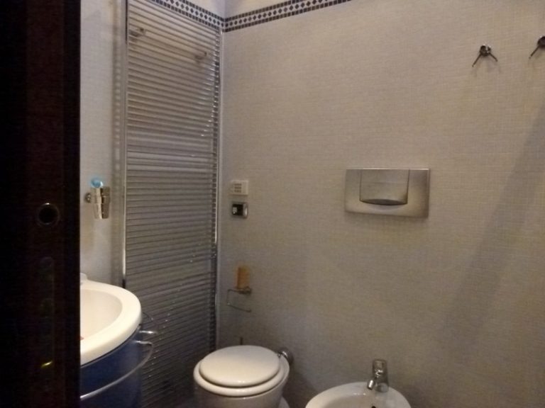 bagno primo piano
